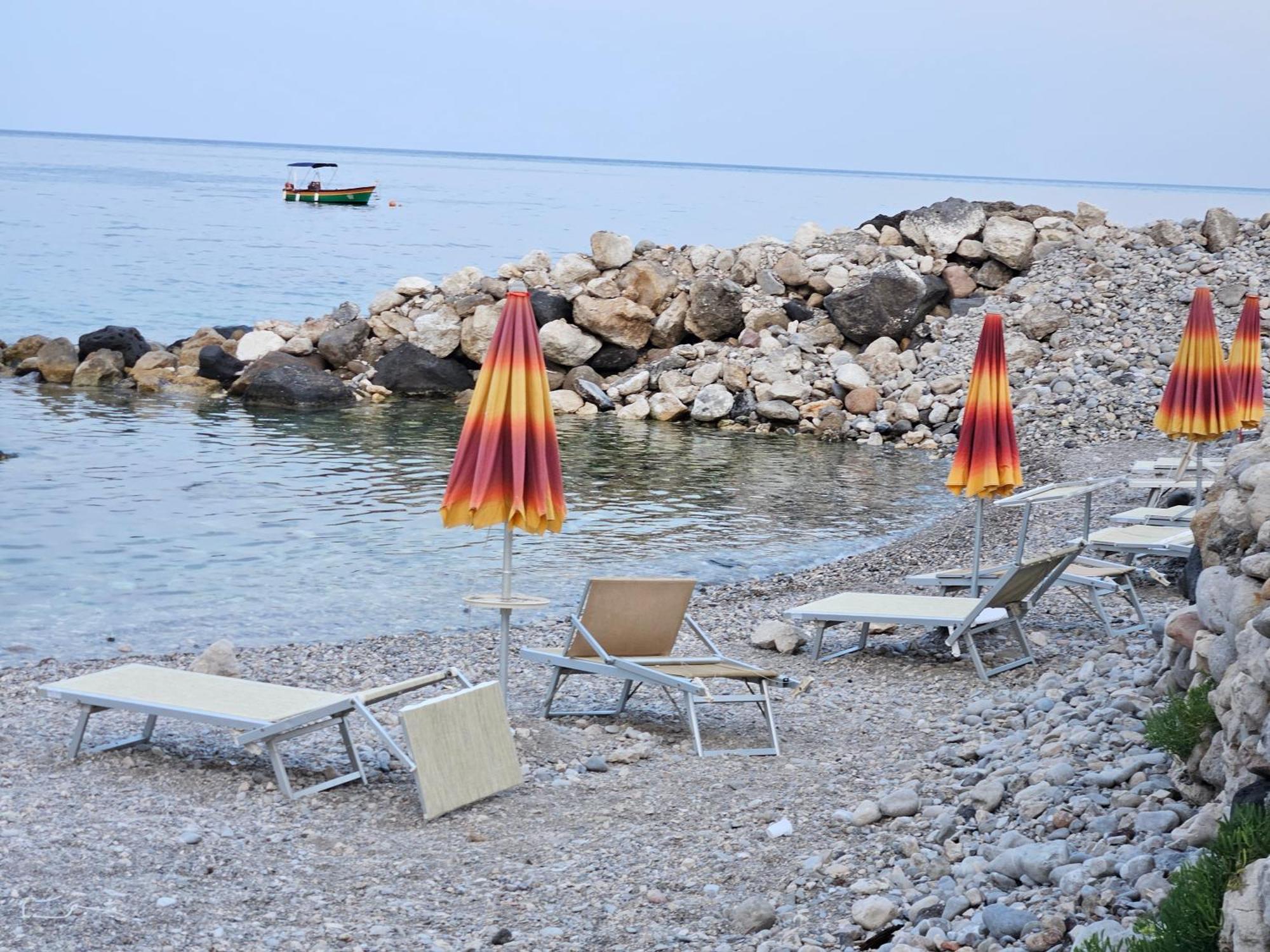 Taorbay Bed & Breakfast Giardini Naxos Eksteriør bilde